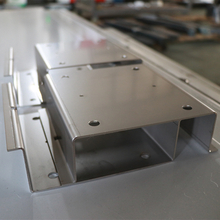 Fabricante de placas de aluminio Descripción del puesto Métodos Hoja Creación rápida de prototipos Fabricación Fabricación Servicios Fab Prototect Corte CNC Láser para cortar metal
